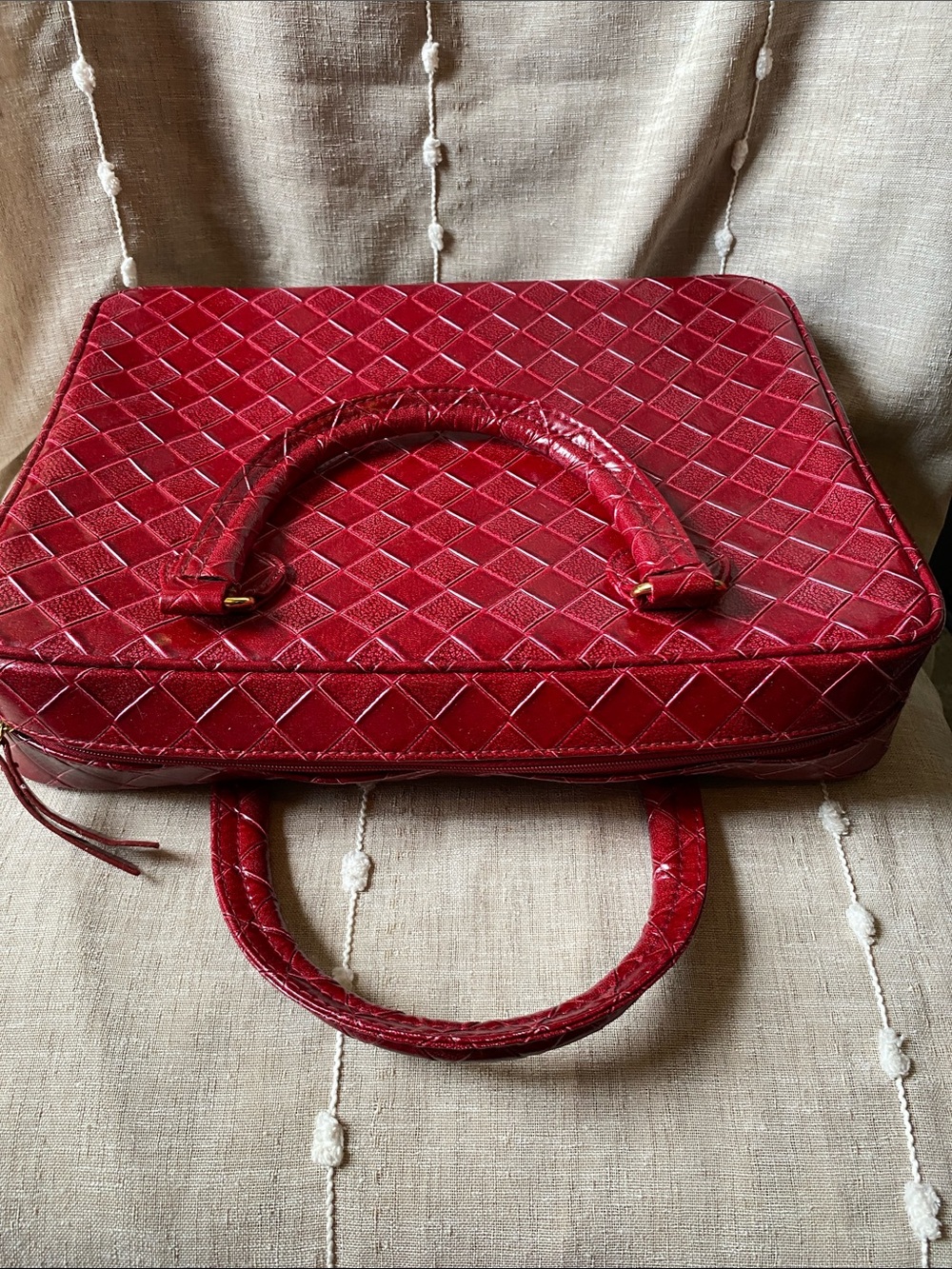 Red Quilted Top-Handle Women’s Bag - Picture 3 of 3